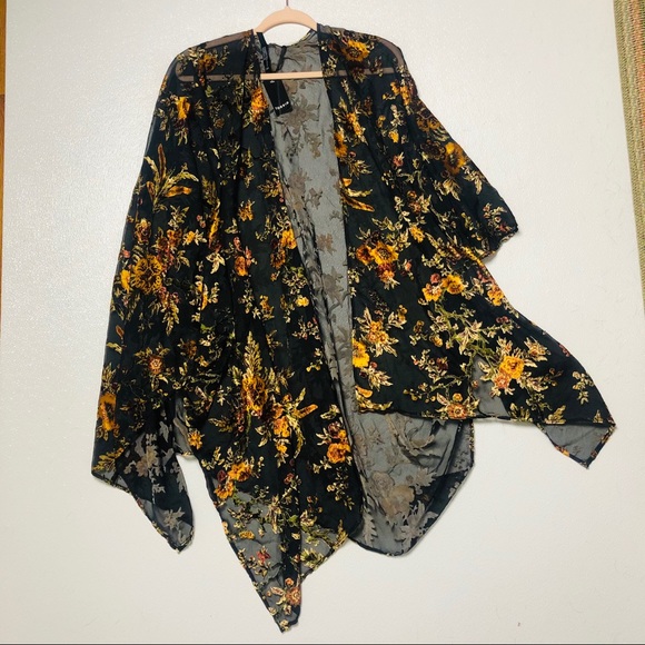 Torrid MULTI FLORAL BURNOUT RUANA kimono shrug - Picture 12 of 12
